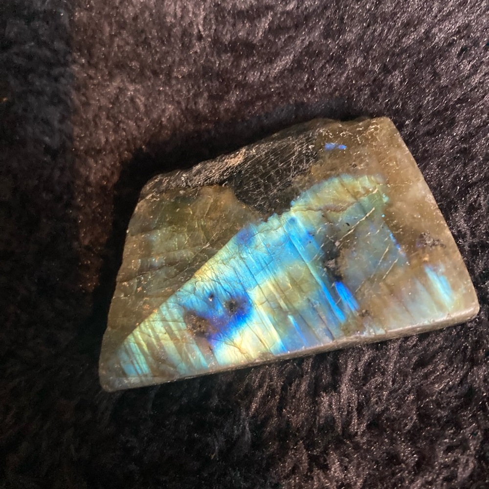 Laborite Slab 2” - Picture 2 of 2